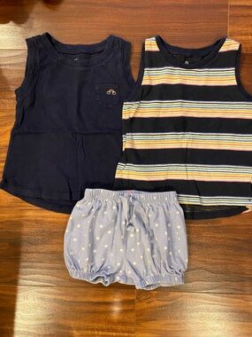 Toddler Girls Gap Navy and Light Blue Polka Dot Shorts and Tank Set 2T
